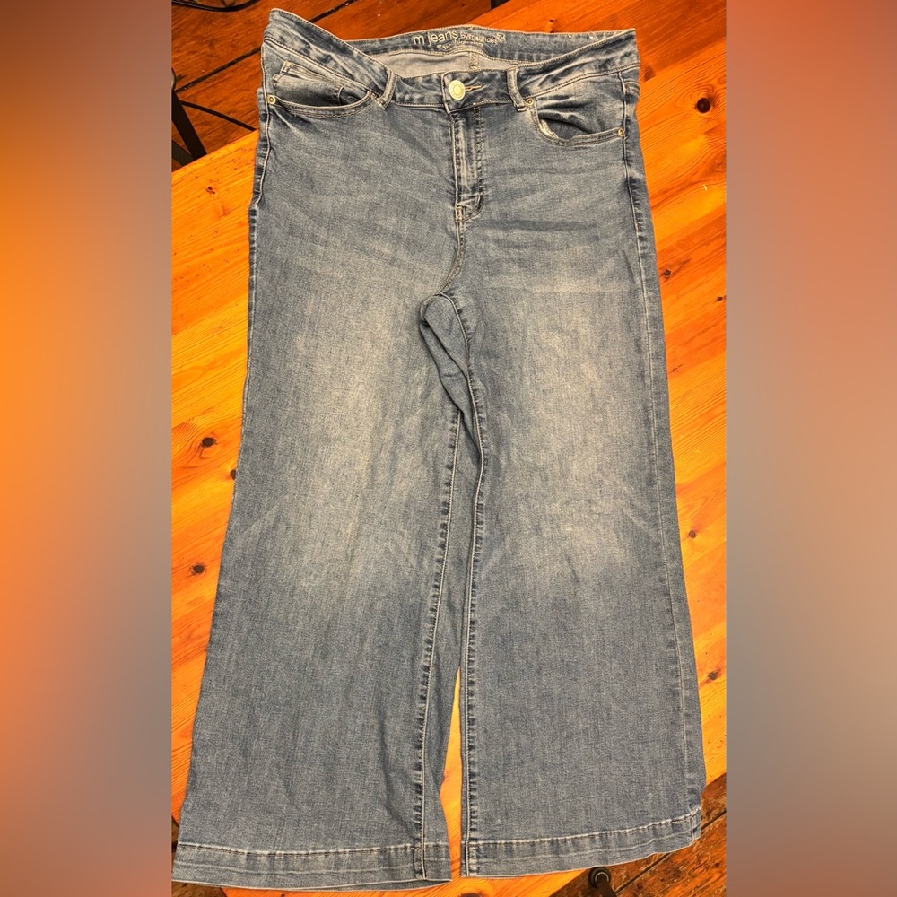 Maurices 14w Short  Flare & Wide Leg Jeans in Classic Blue